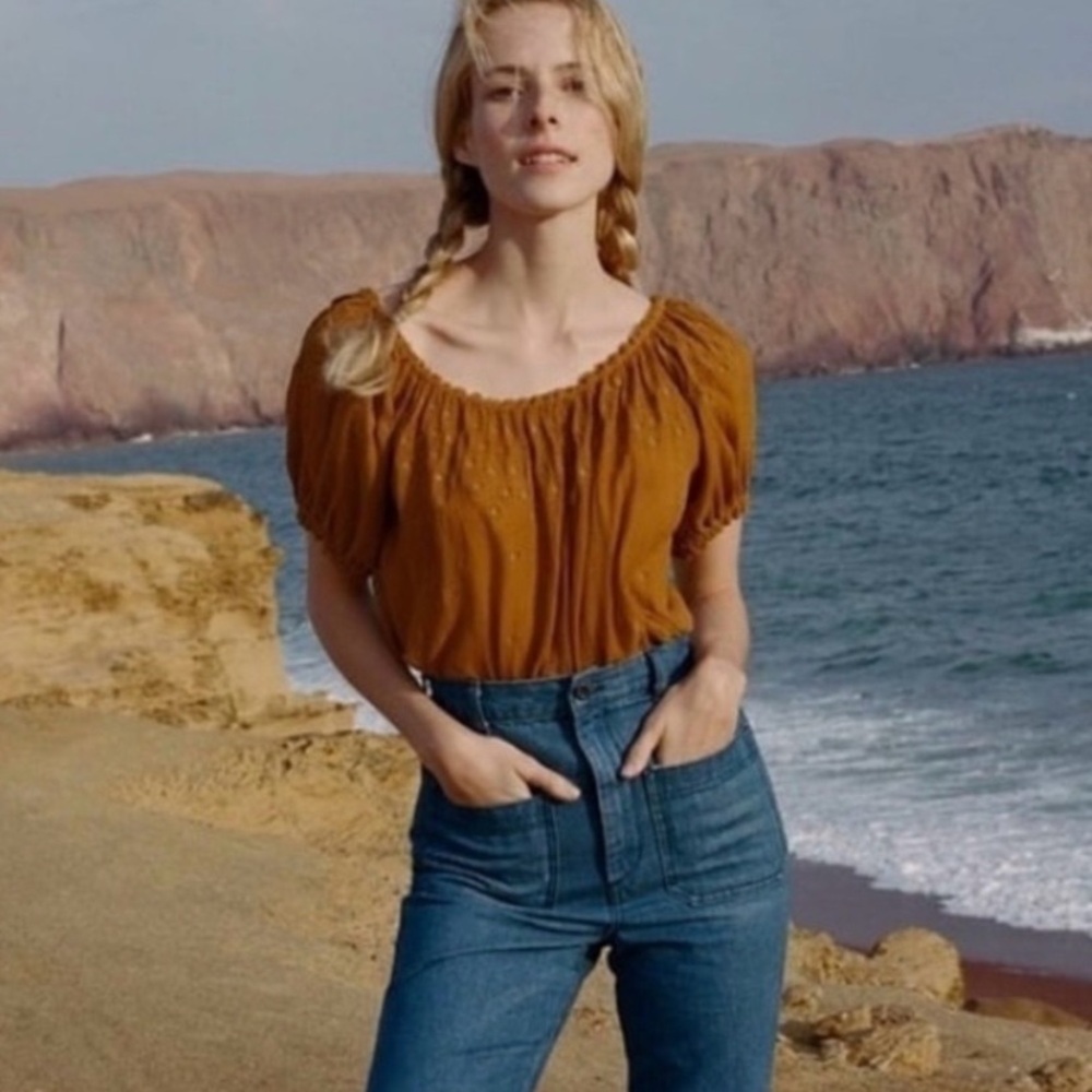 Doen Rust Puff-Sleeve Peasant Blouse